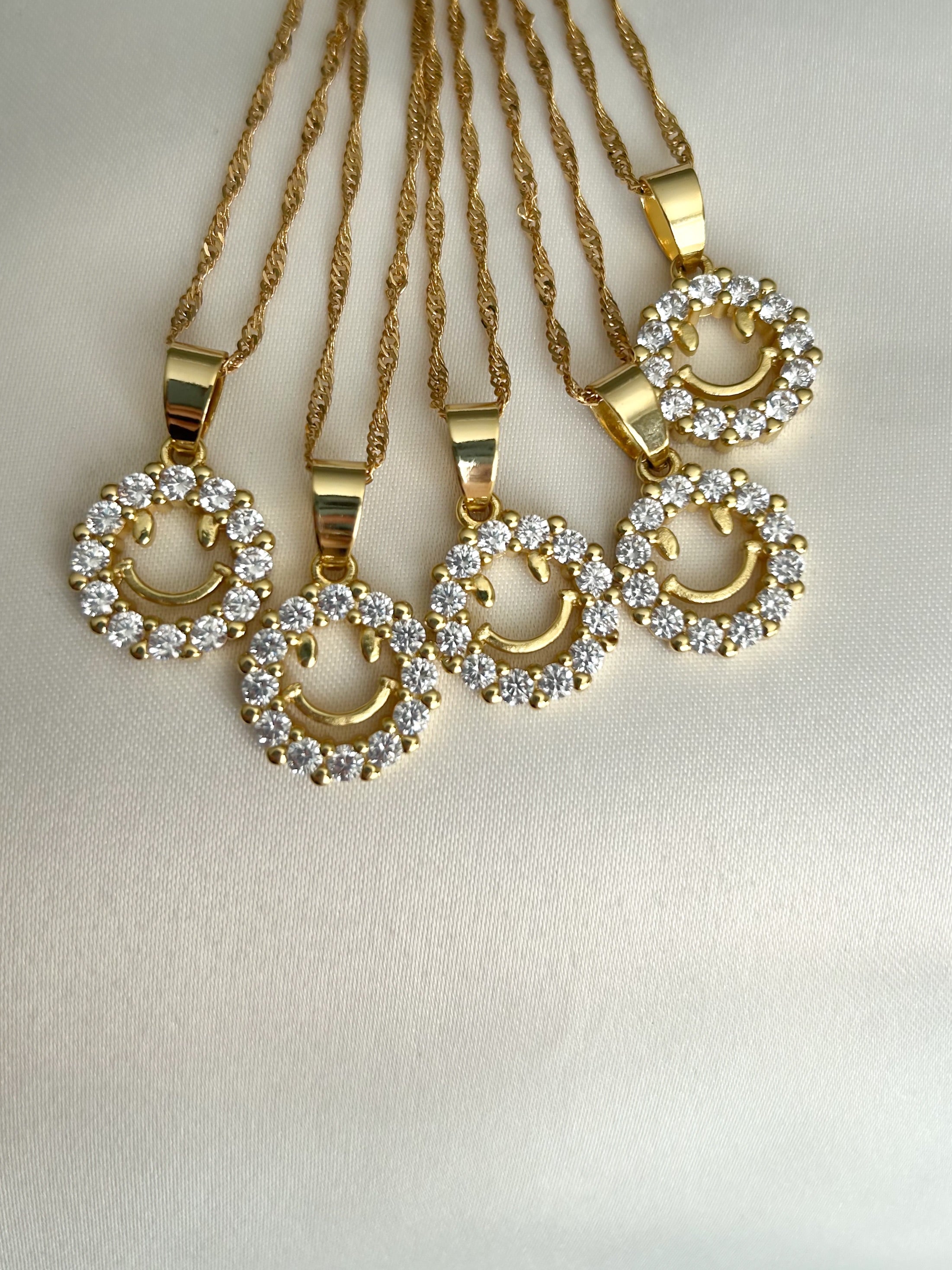 Smiley Chain Secondary image