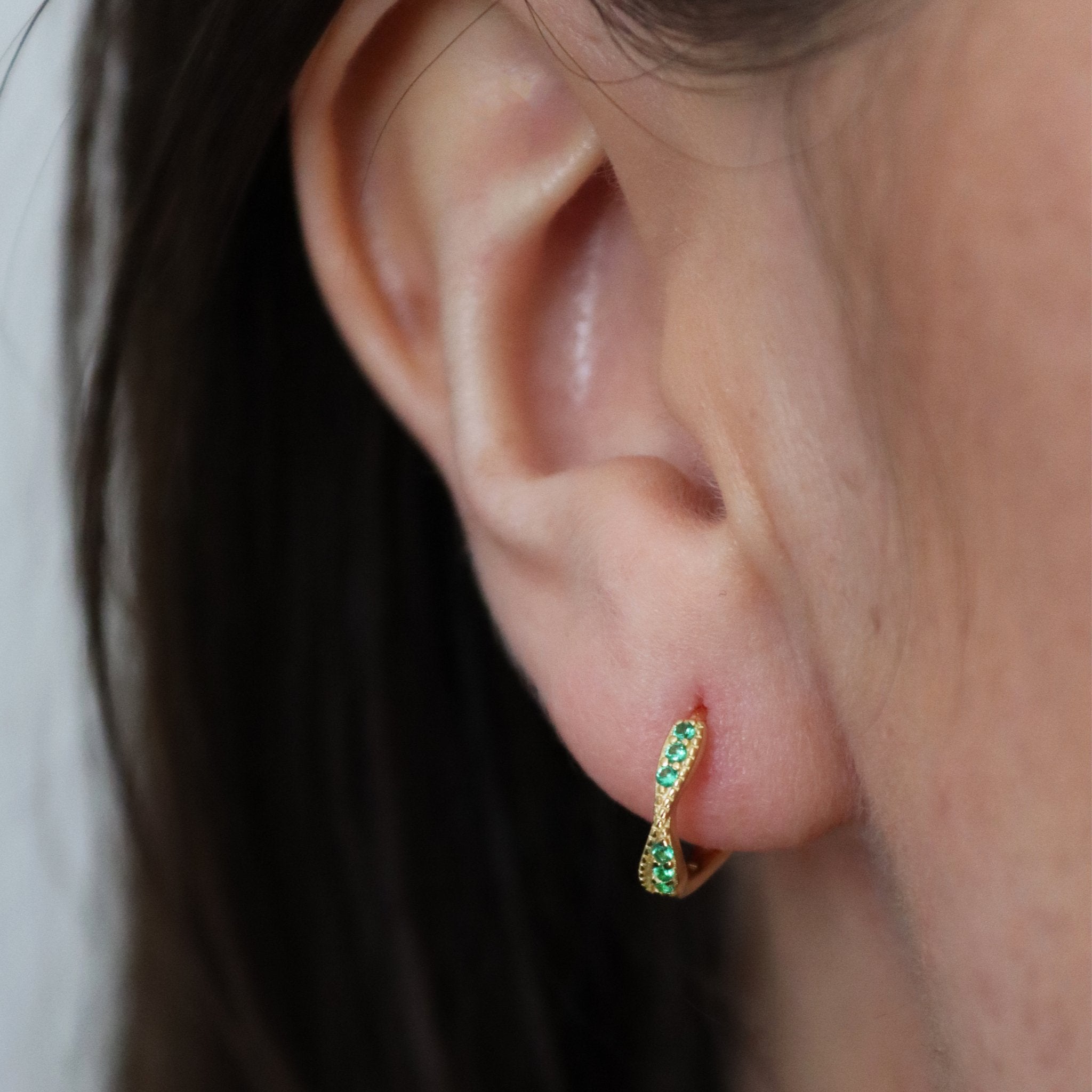 Deya Huggie Hoop Earrings - Gemzis