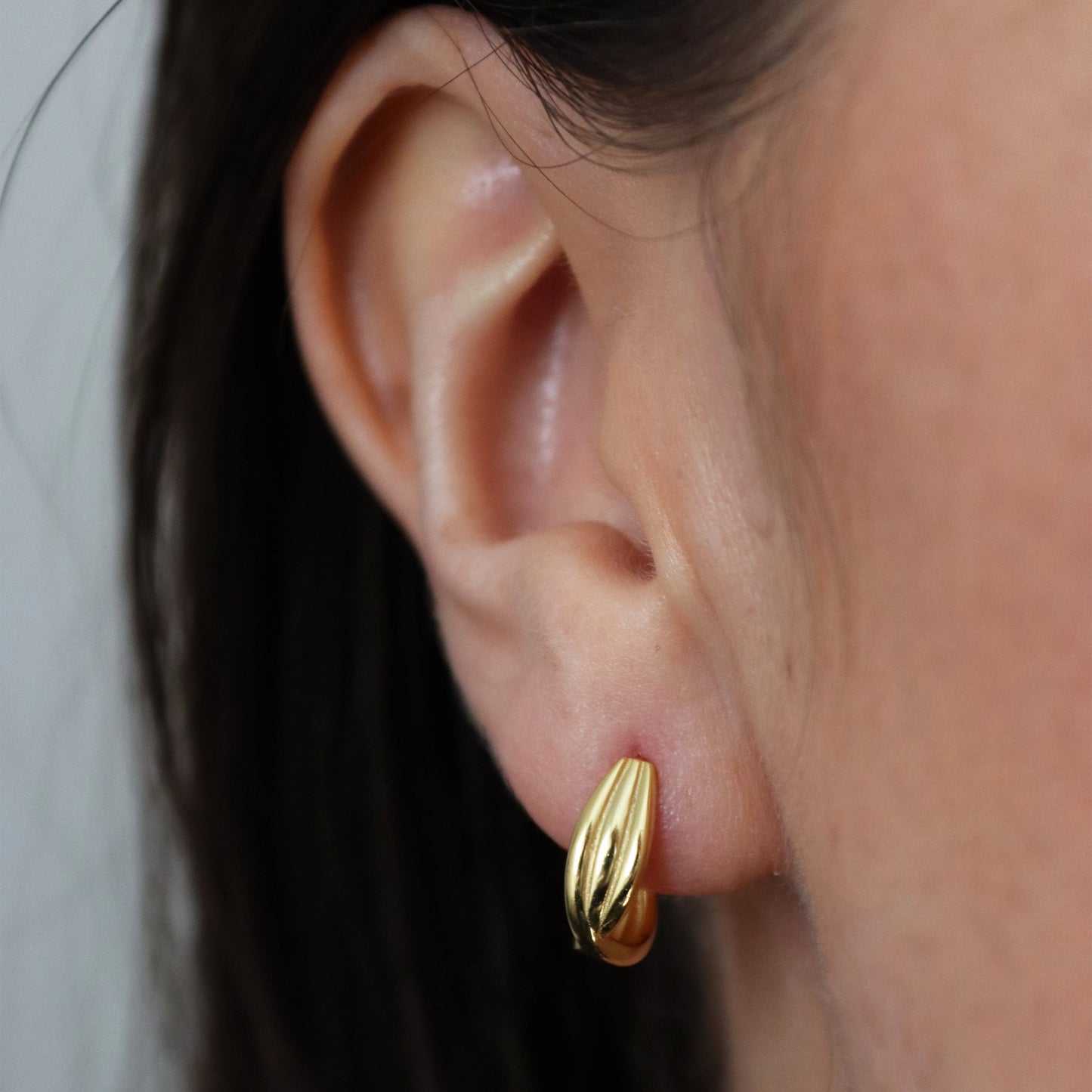 Mulan Twist Gold Earrings - Gemzis