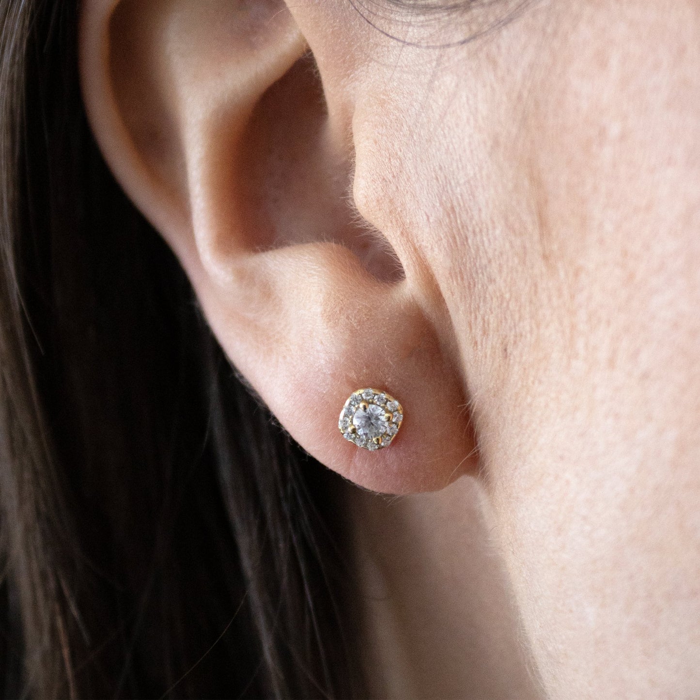 Olivia Round Gemstone Stud Earrings - Gemzis