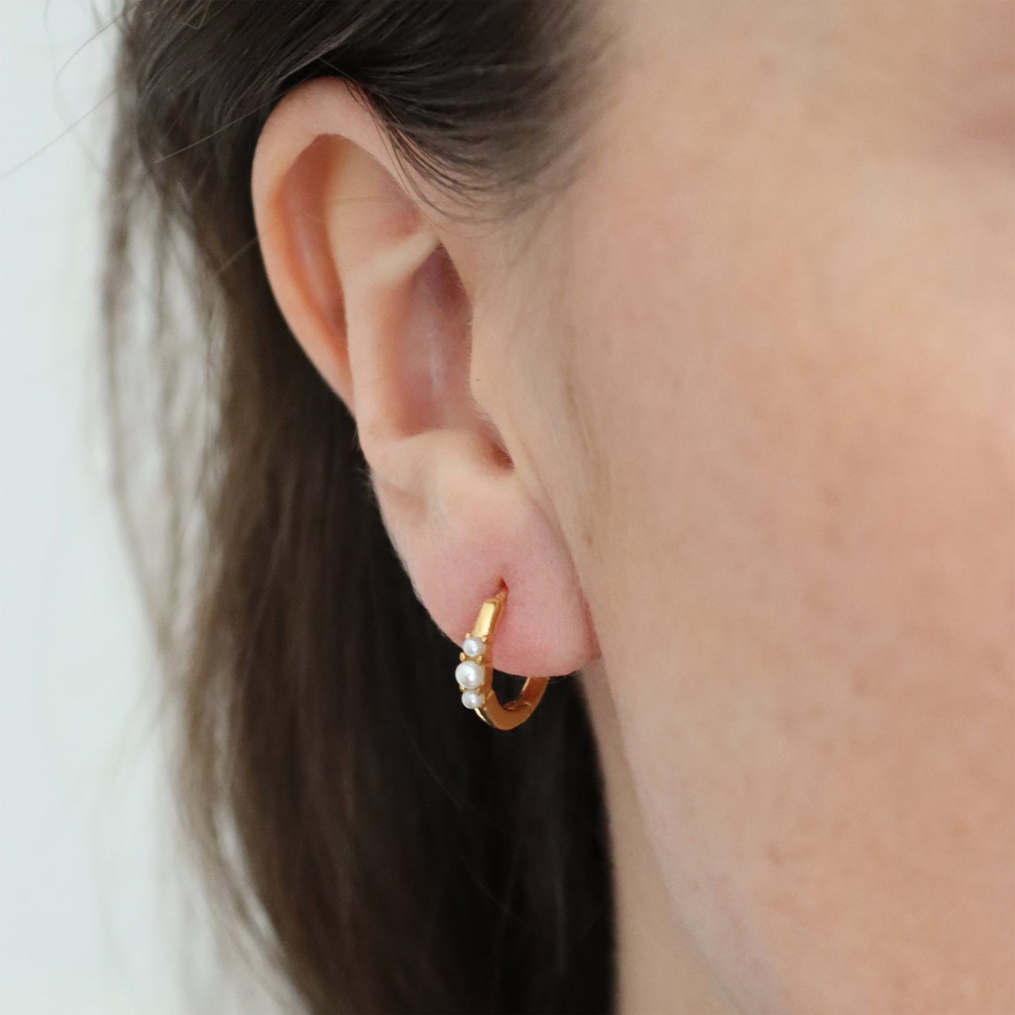 Pearl Huggie Hoop Earrings - Gemzis